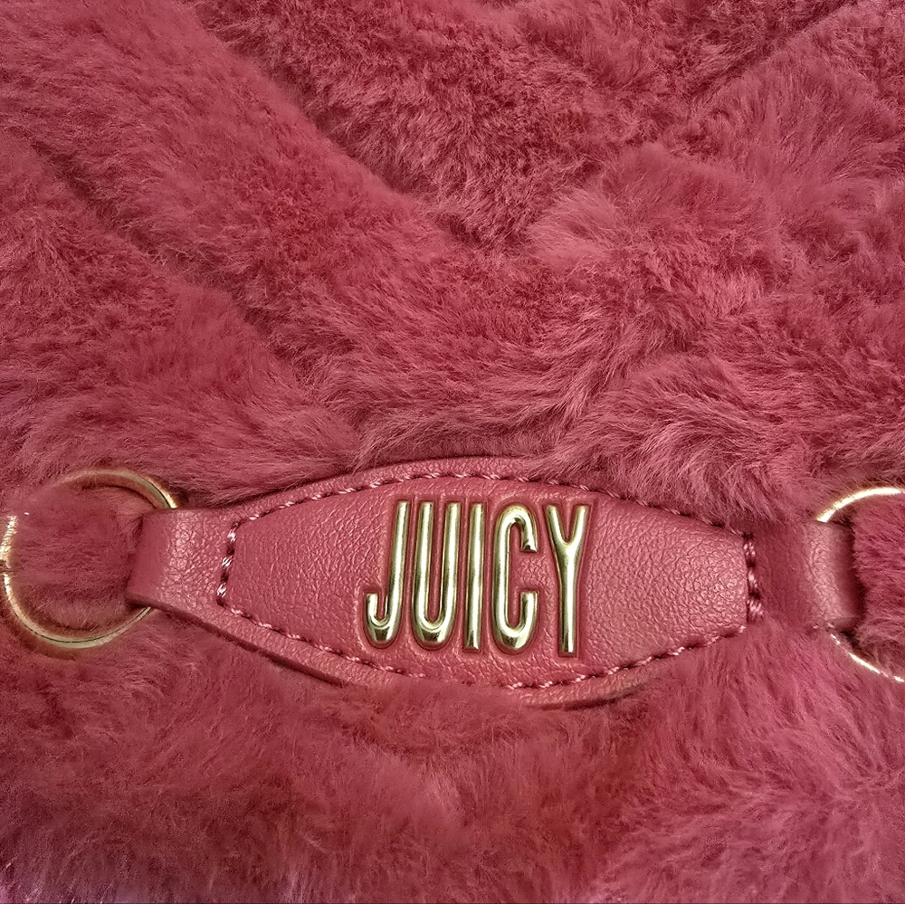 Juicy Couture's Plush "Love On Top" Crossbody Shoulder Bag-NWOT - Picture 11 of 11